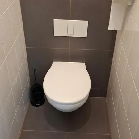 Serzio 2 Hostel *