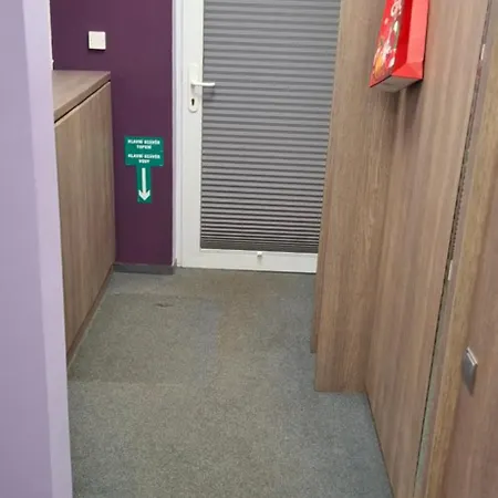 Serzio 2 Hostel